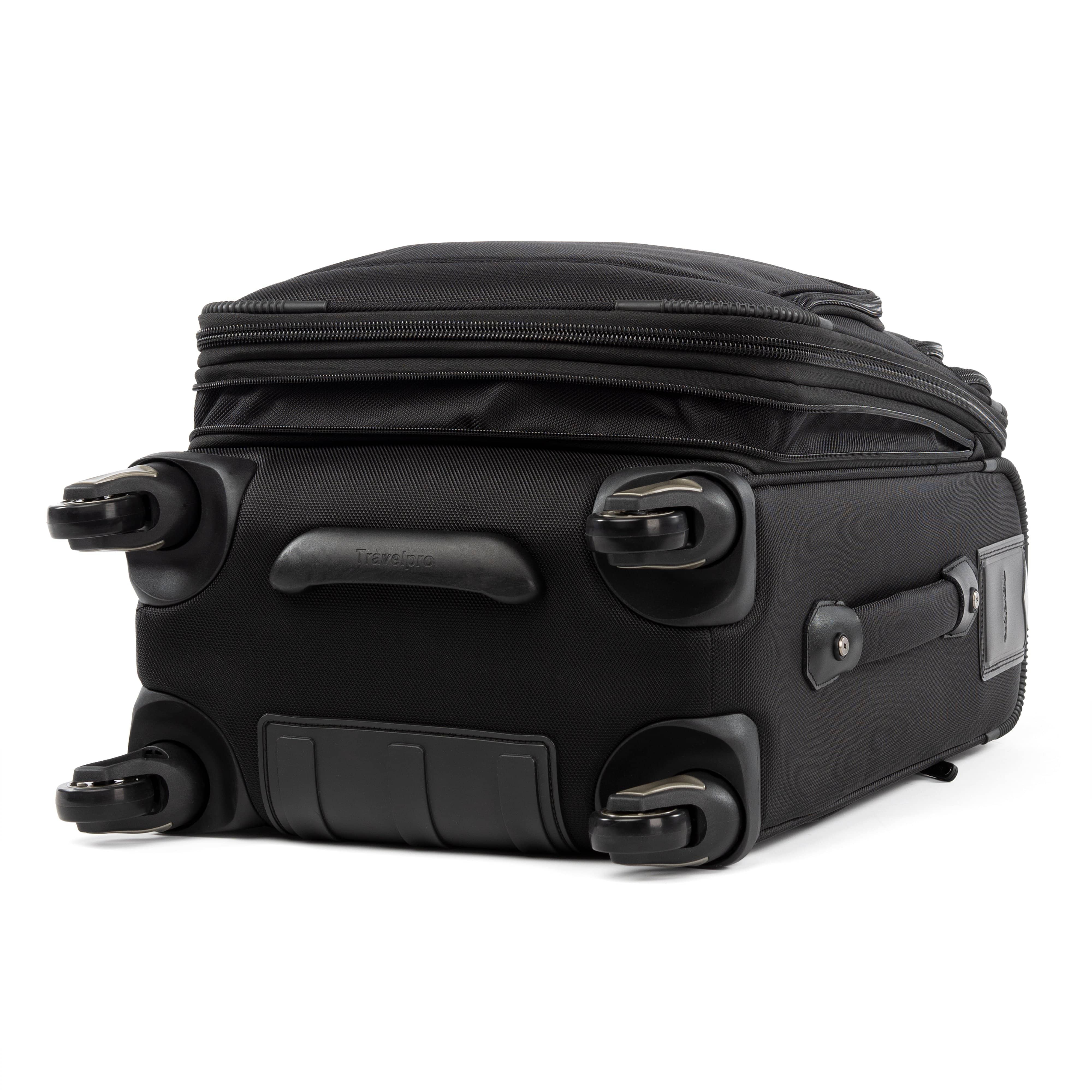 Travelpro FlightCrew5 21" Expandable Spinner