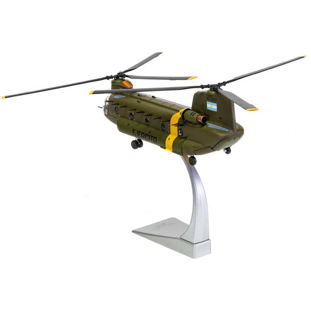 Corgi Boeing CH-47C Chinook AE-520, Falklands War 1982 Helicopter Model