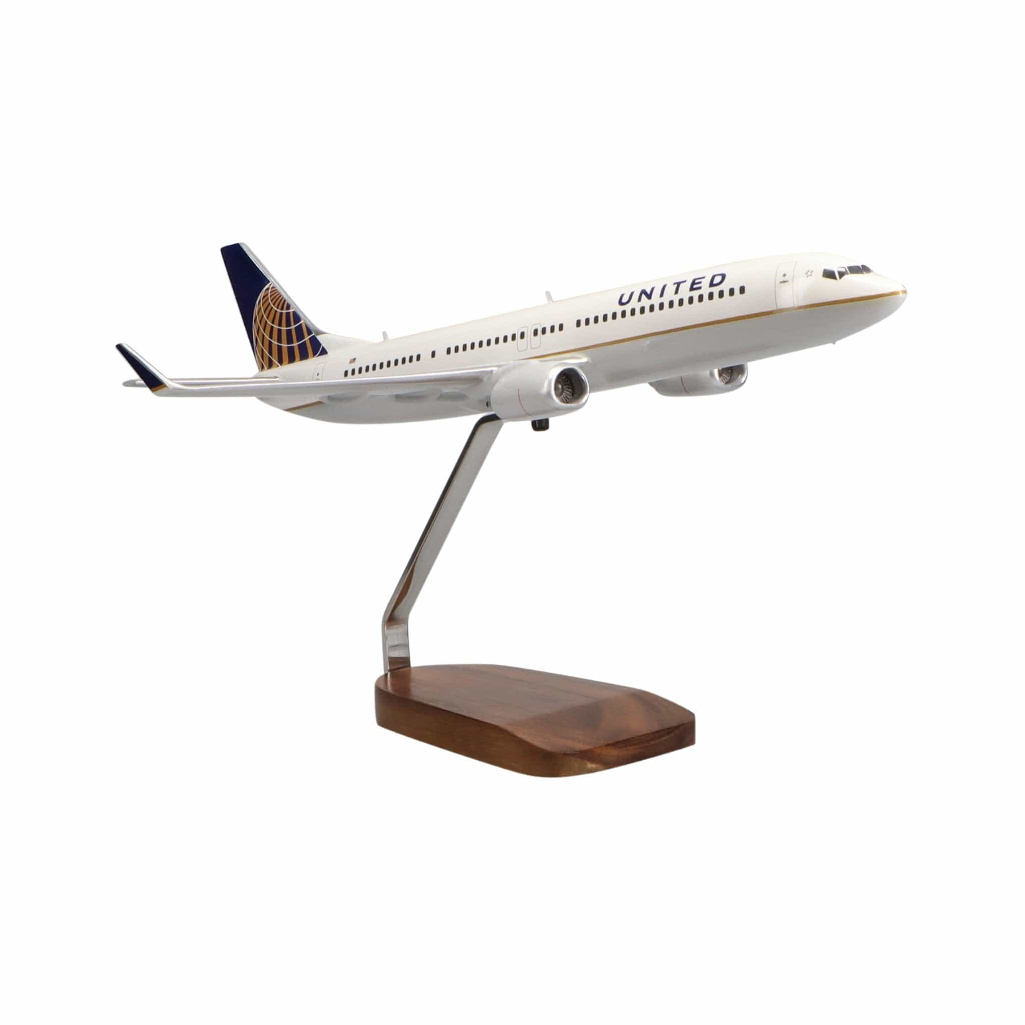 High Flying Models Aircraft Models Boeing 737-900 United Airlines (Continental Merger Livery) Large Mahogany Model