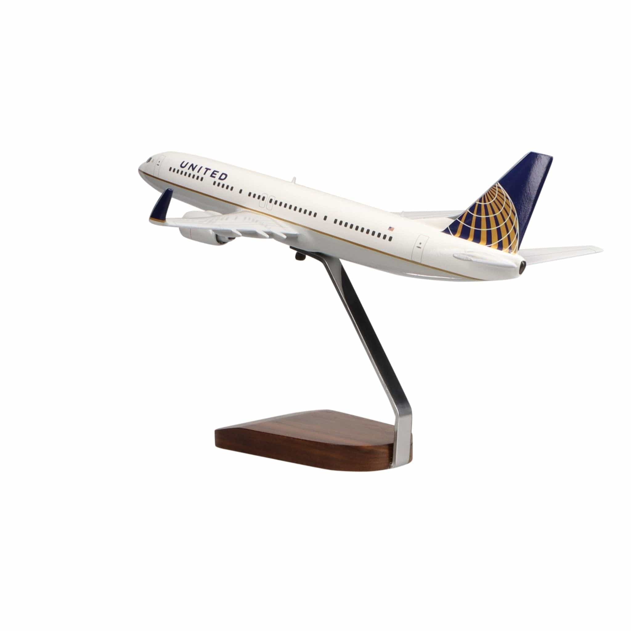 High Flying Models Aircraft Models Boeing 737-900 United Airlines (Continental Merger Livery) Large Mahogany Model