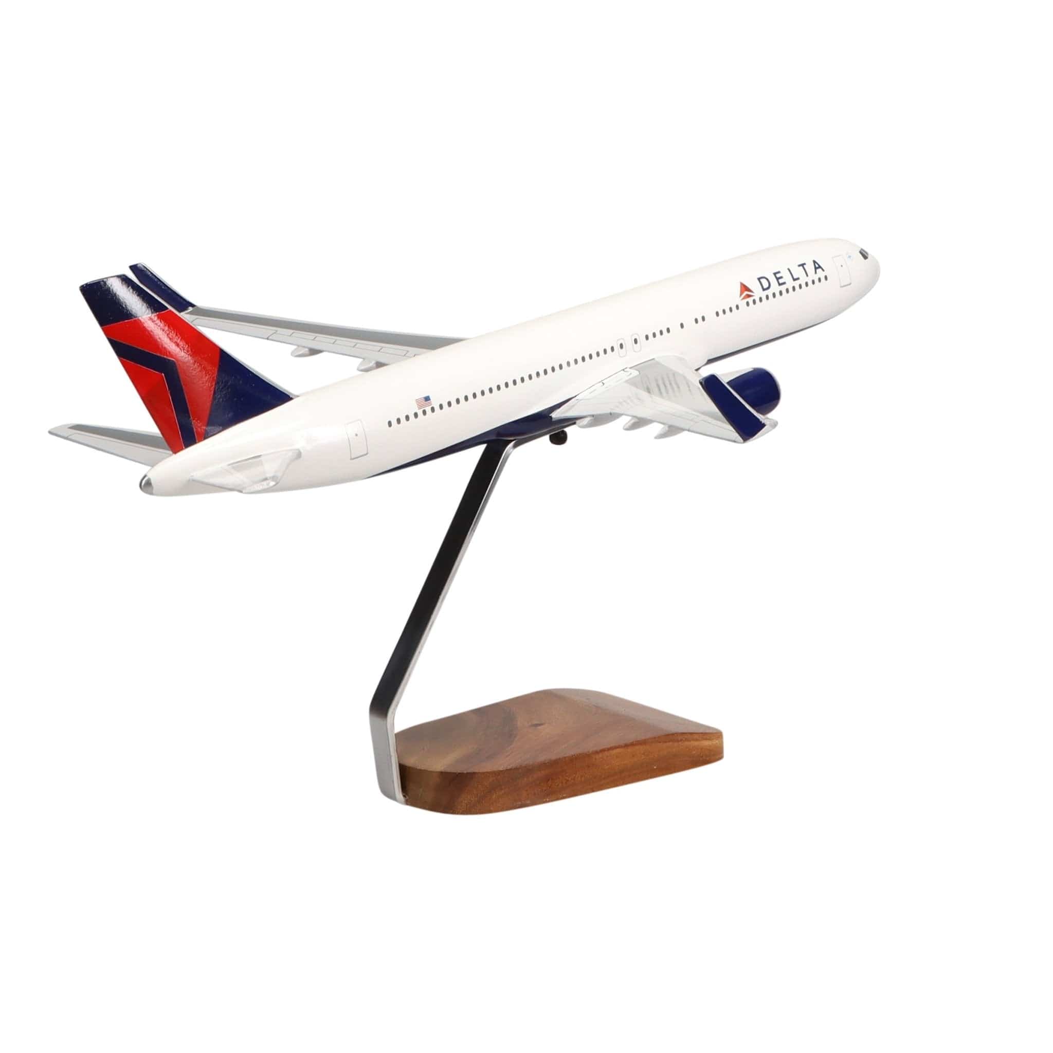 High Flying Models Aircraft Models Boeing™ 767-300ER Delta Air Lines Large Mahogany Model