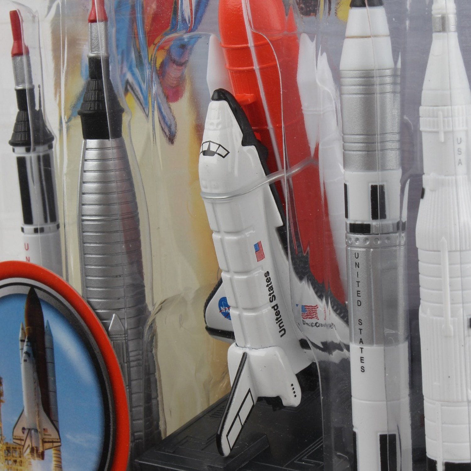 Daron Worldwide Trading Vehicle Playsets Space Shuttle And Rockets Gift Pack